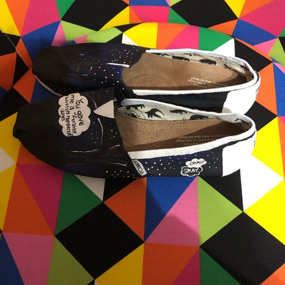 Custom painted Fault in Our Stars Toms Shoes - Picture 2 of 5